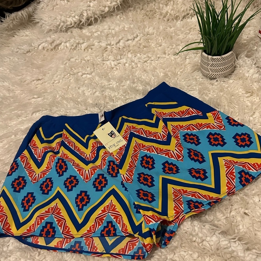 Anthropologie Pink Owl High Rise Abstract Aztec Shorts tribal with pockets NWT